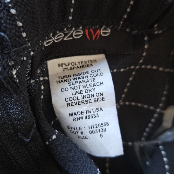 Black and White Cropped Jumpsuit with Adjustable Straps Size 5 - Picture 9 of 9